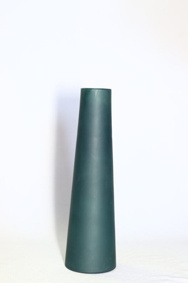 Medium Tapper Vase